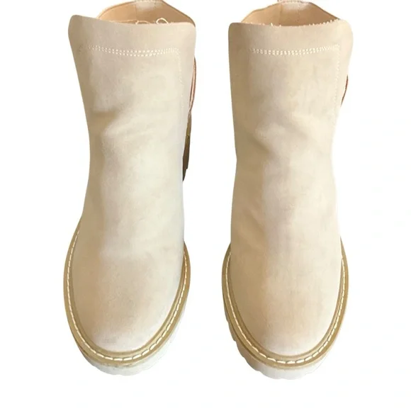 Nicole Miller New York Pocas Lug Sole Chelsea Bootie - Picture 2 of 8